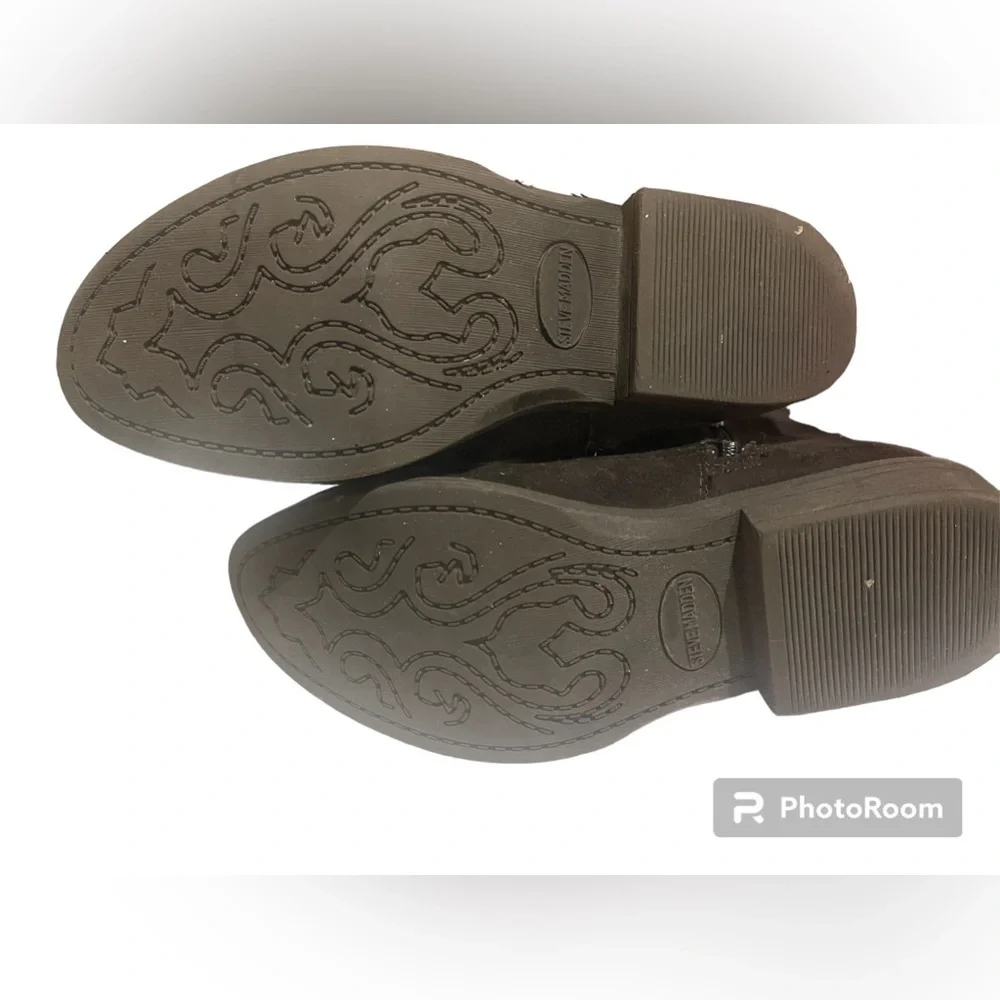 Steve Madden like scuffs wore