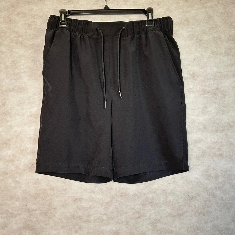 Pro Player Men's Medium Black Athletic Shorts‎ Elastic Waist Drawstring Pockets