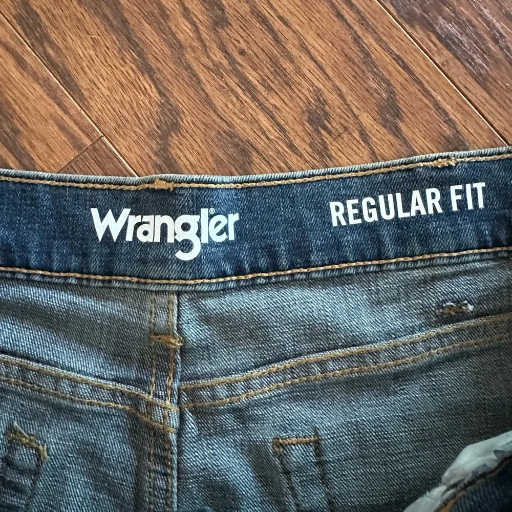 Wrangler these blue