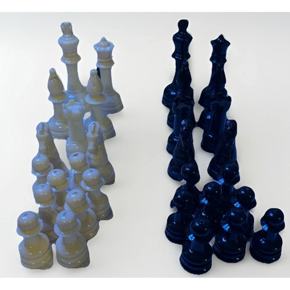 Vintage Chess Pieces Plastic - White and‎ Black