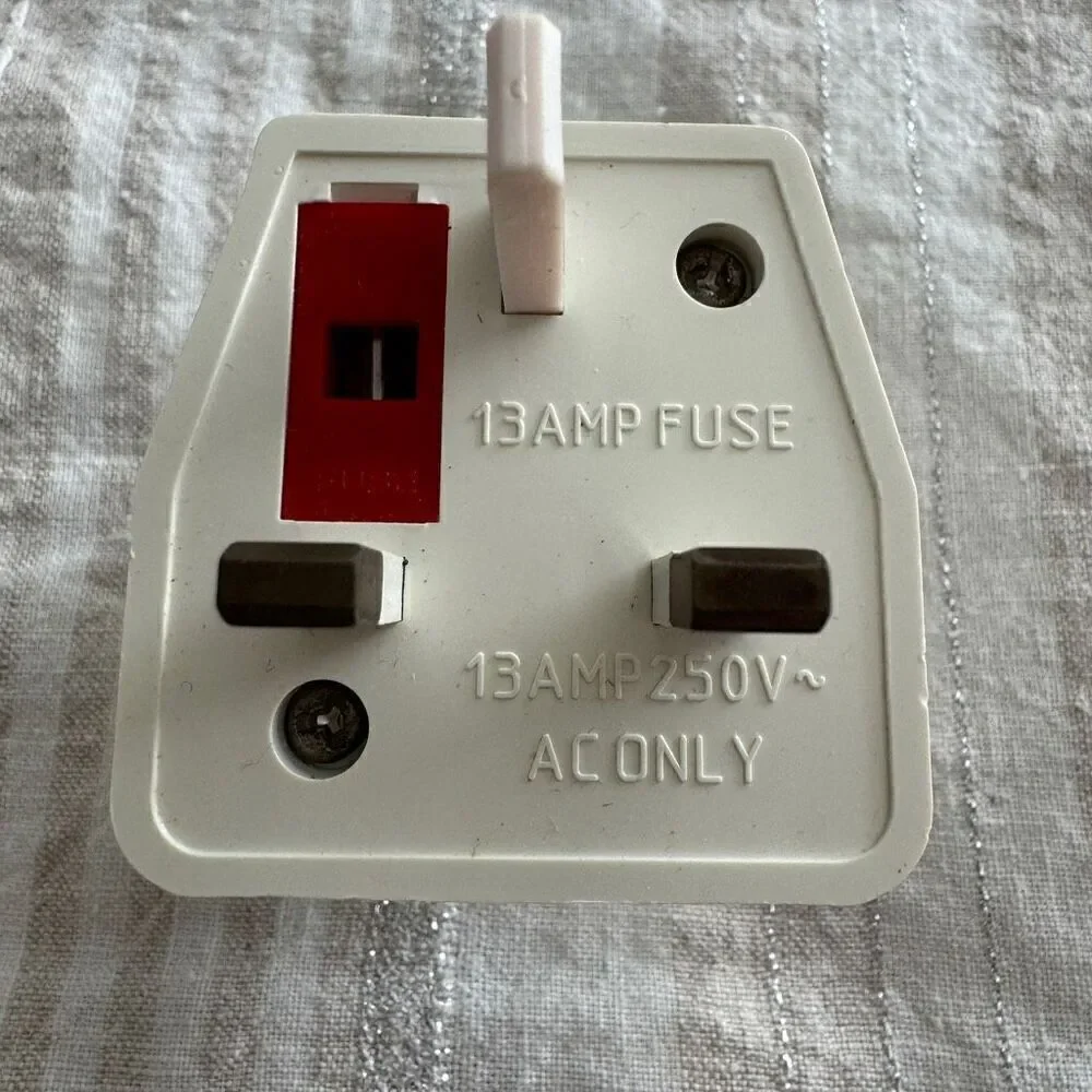 Hama travel adapter