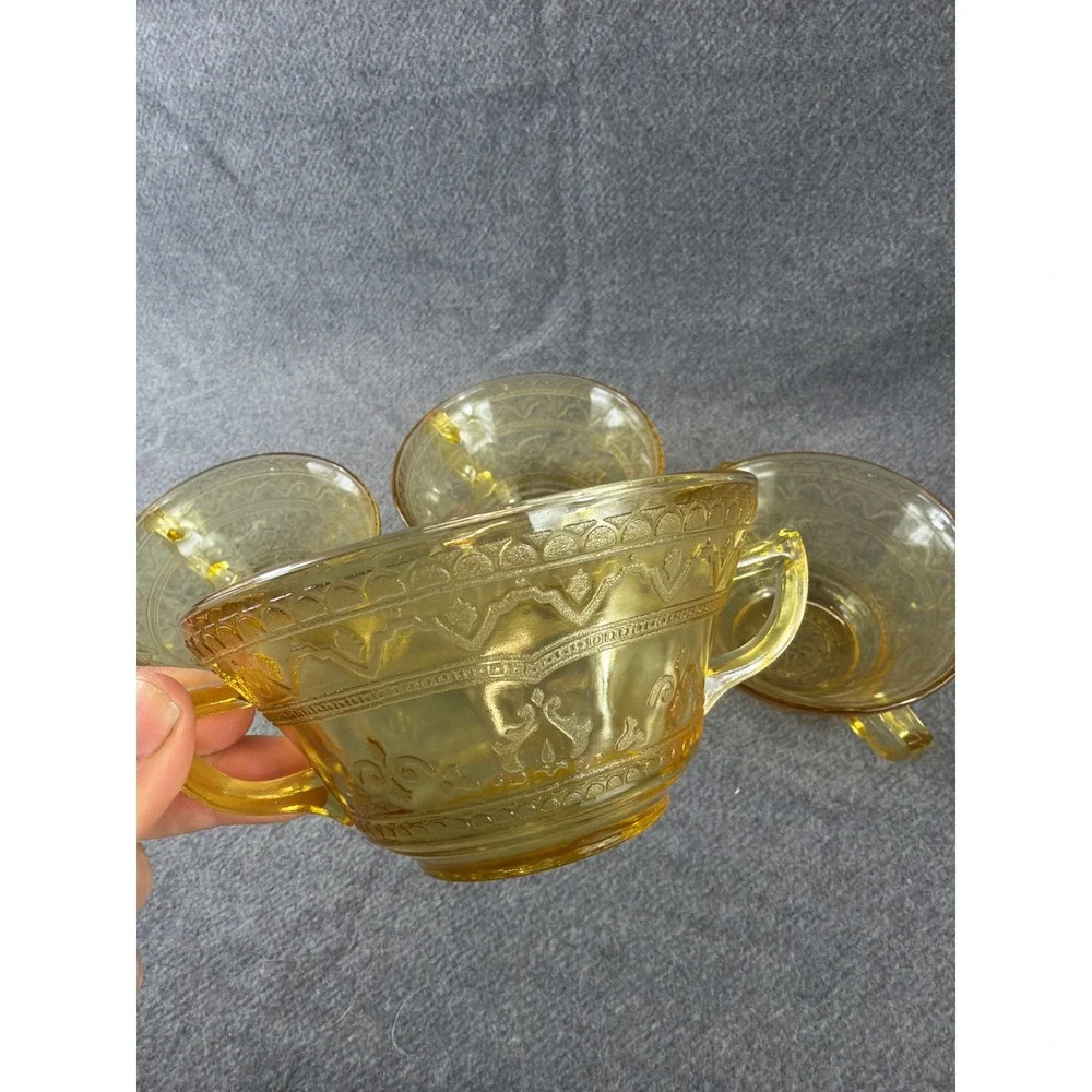 Federal Glass Patrician Spoke Bouillon Cups Set 4 Amber Depression Glass Vintage