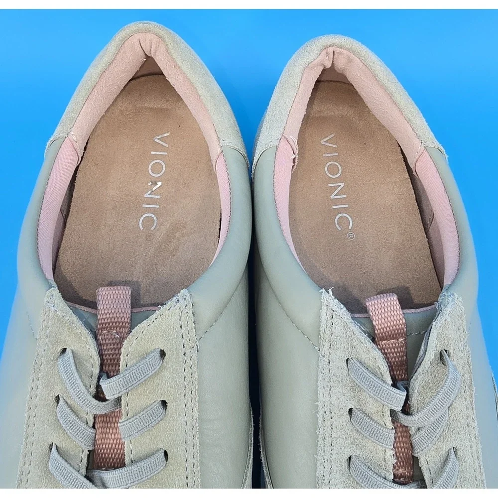 Vionic‎ Karigan Women Sneaker Sz 10 Magnolia Green Leather Suede Orthotic Shoes