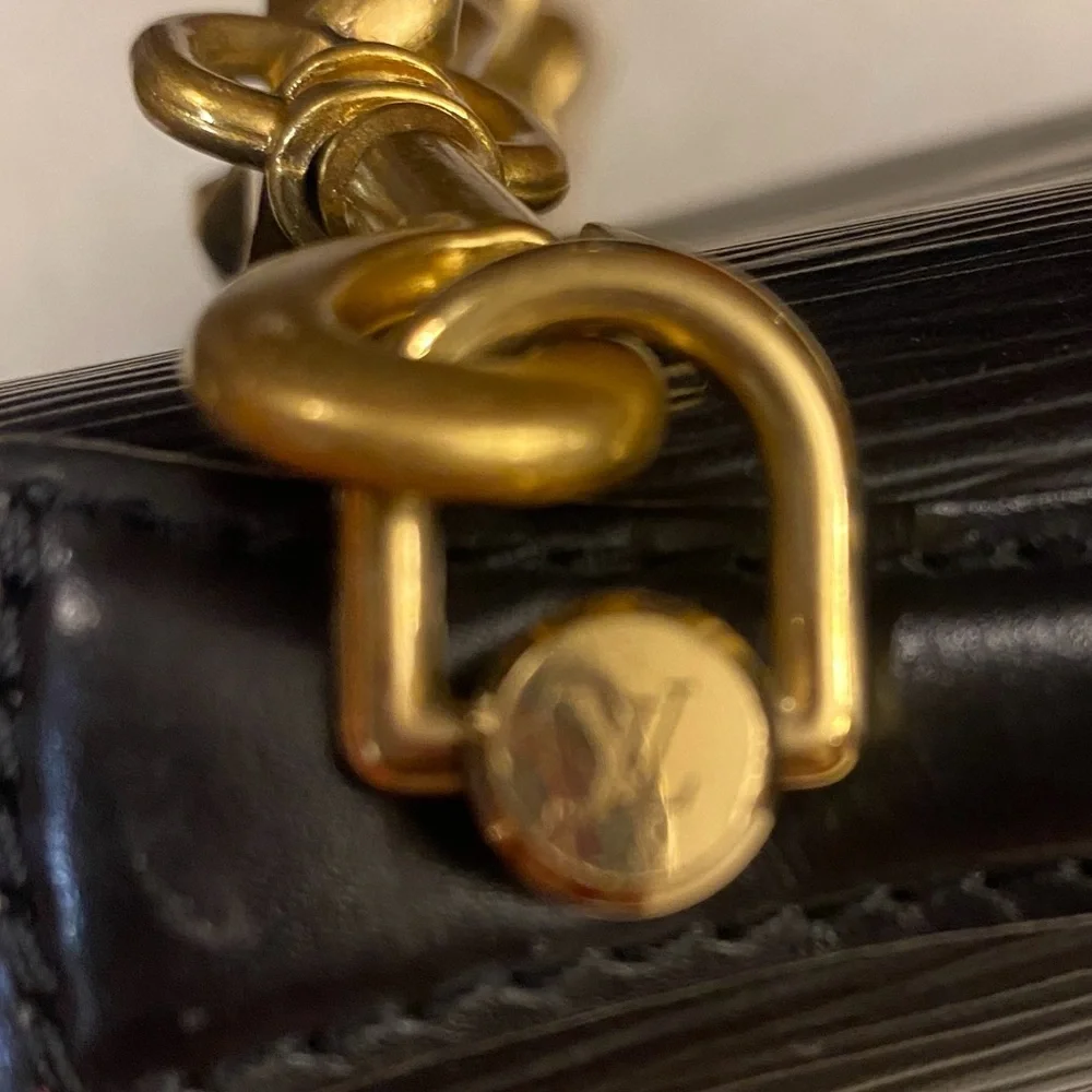 Louis Vuitton affirm it