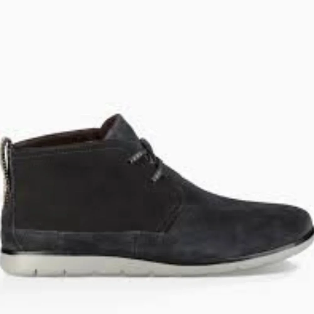 UGG‎ Men's Black Freamon 1094358 Suede Waterproof Ankle Chukka Boots Size 9