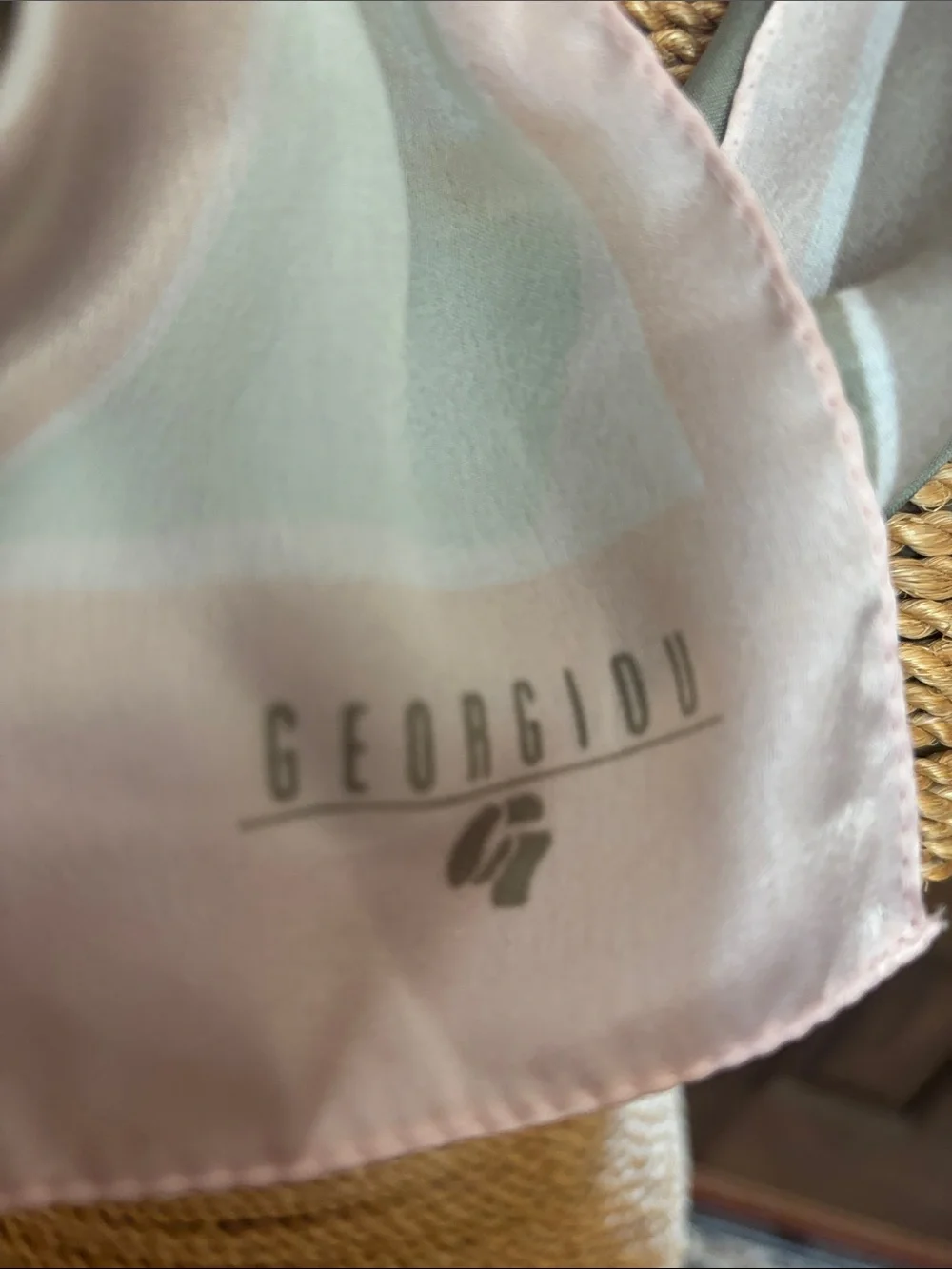 GEORGIOU￼ colors silk