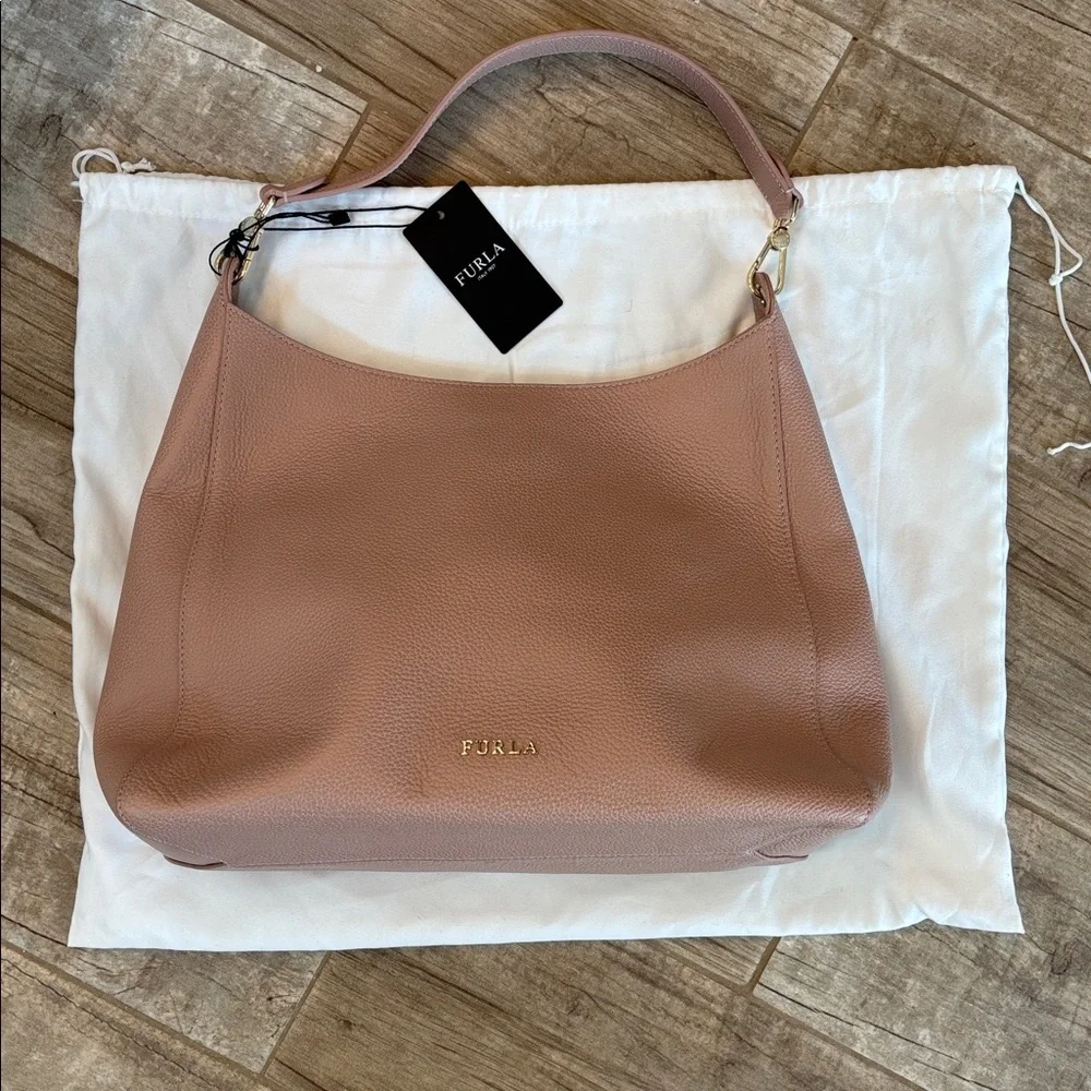 Furla item nwt