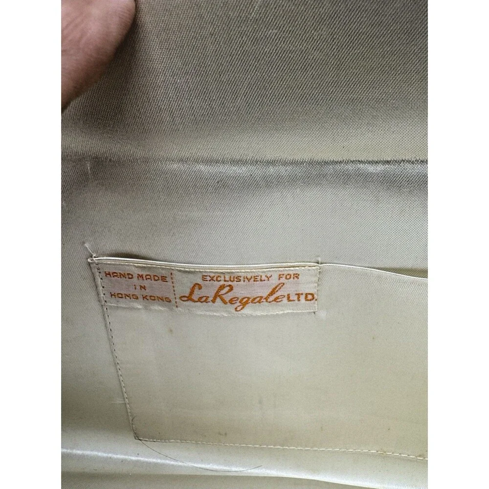 Vintage LA REGALE LTD. BEADED EVENING BAG Cream & White COLOR CLUTCH Hand Made
