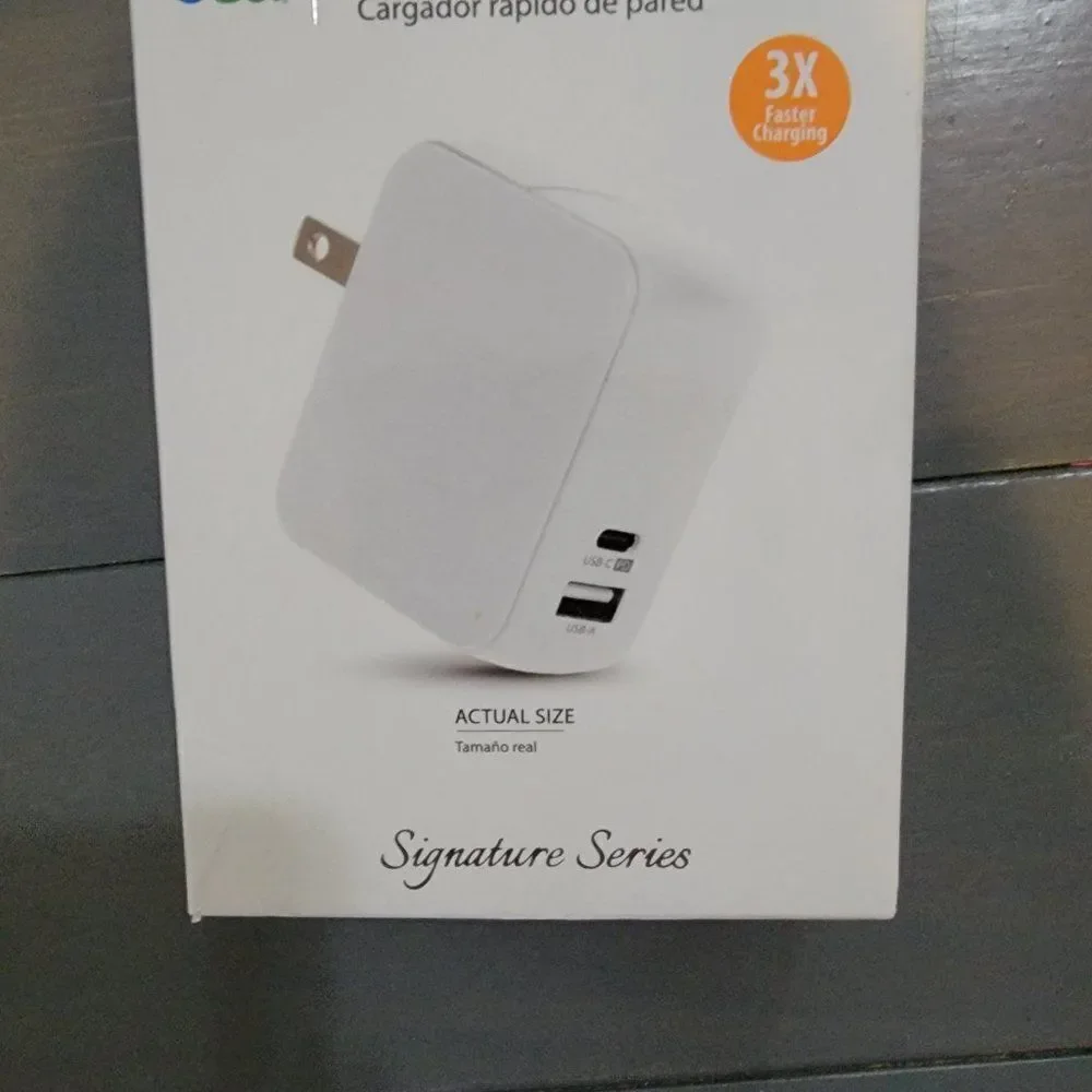 Tech & Go USB PD Wall Charger 30W, 2-Port, USB & USB-C - White