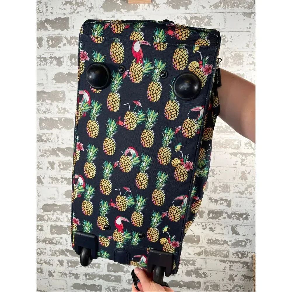 Vera Bradley | roller duffle bag pineapple and parrots