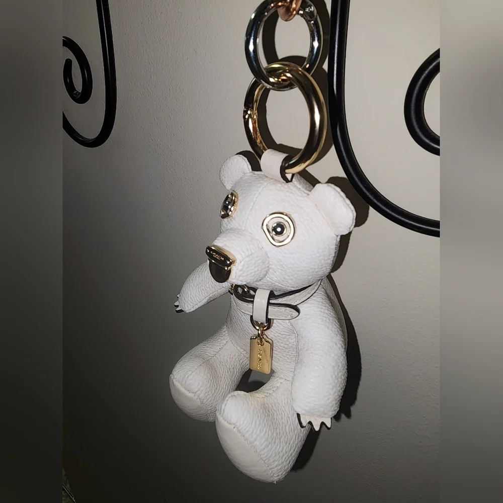 Coach signature white