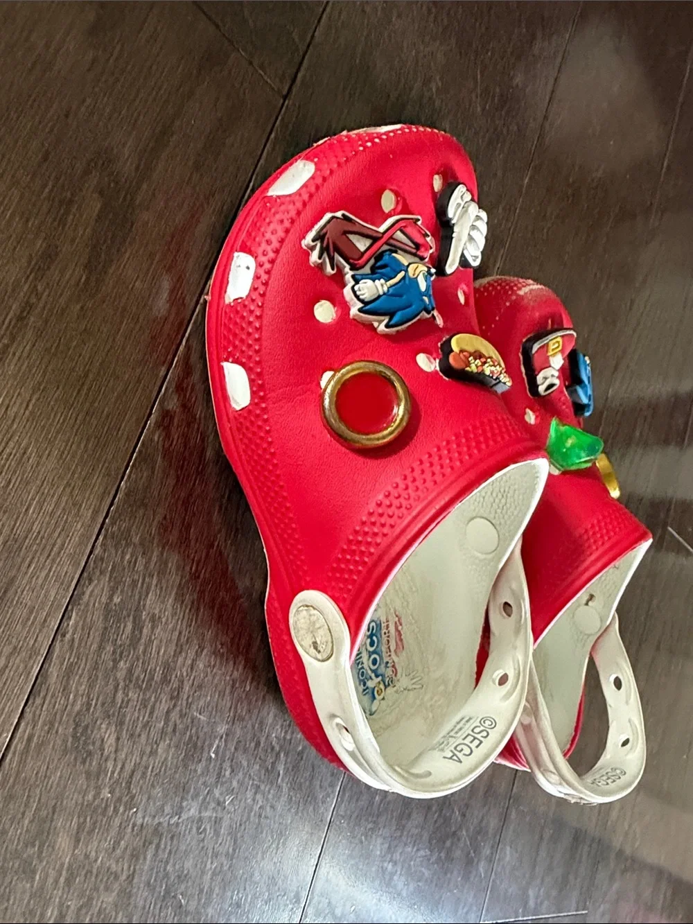 CROCS bright red