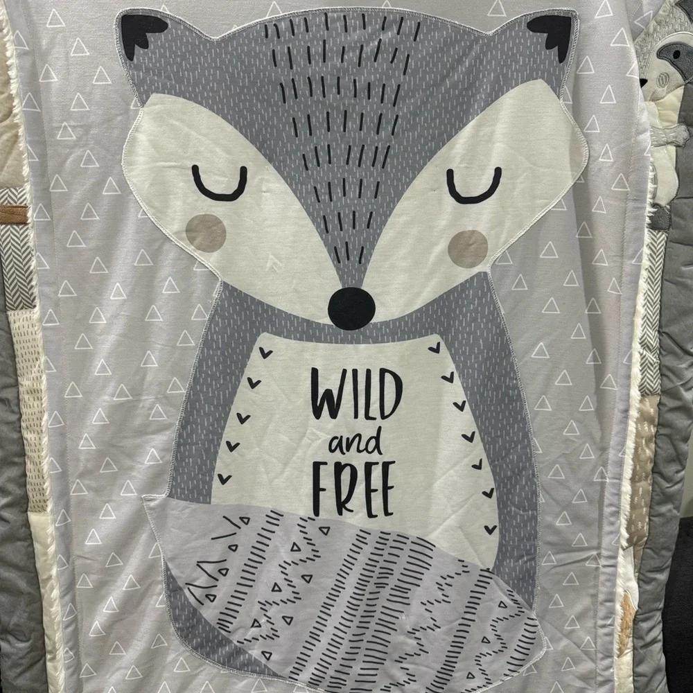 Plush Woodland Animals Baby bedding - Beige & Gray