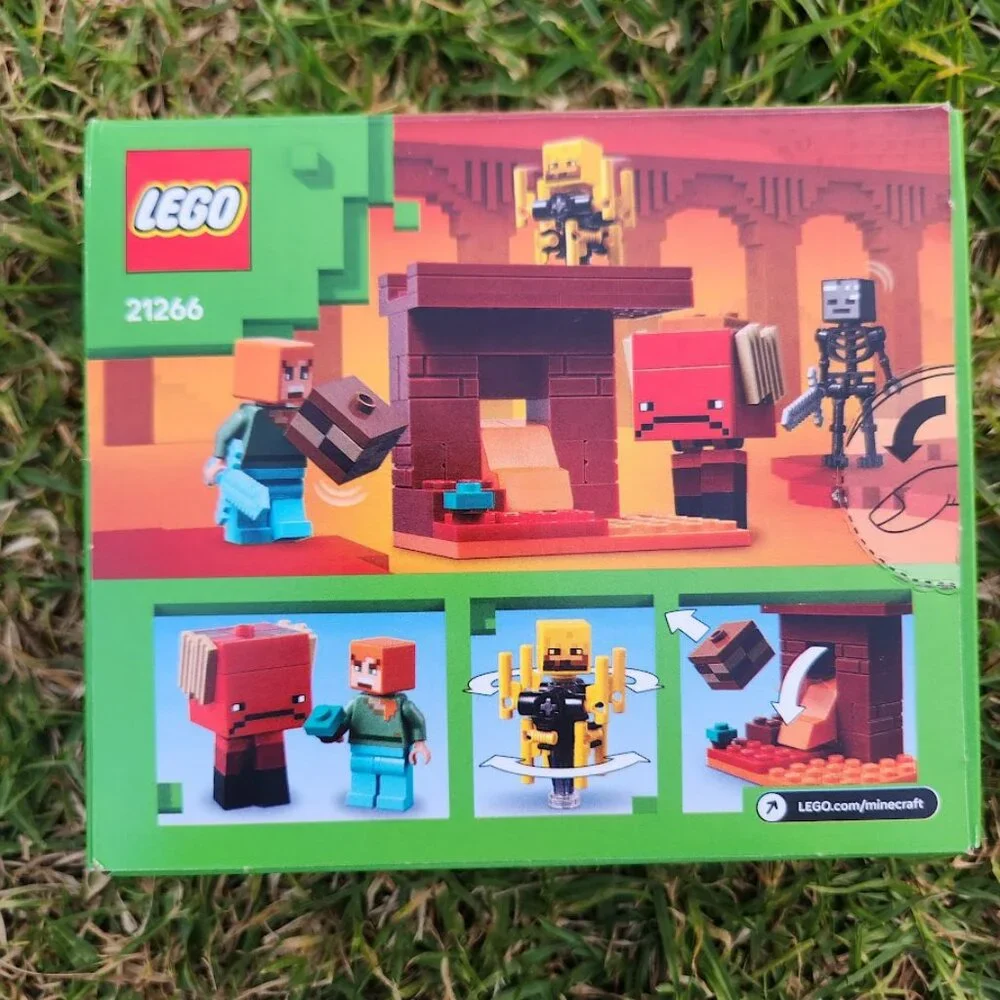 Lego new 21266