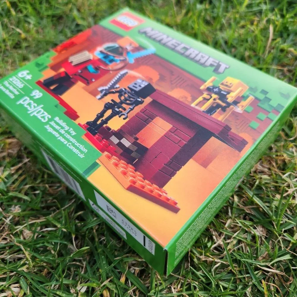 Lego new 21266