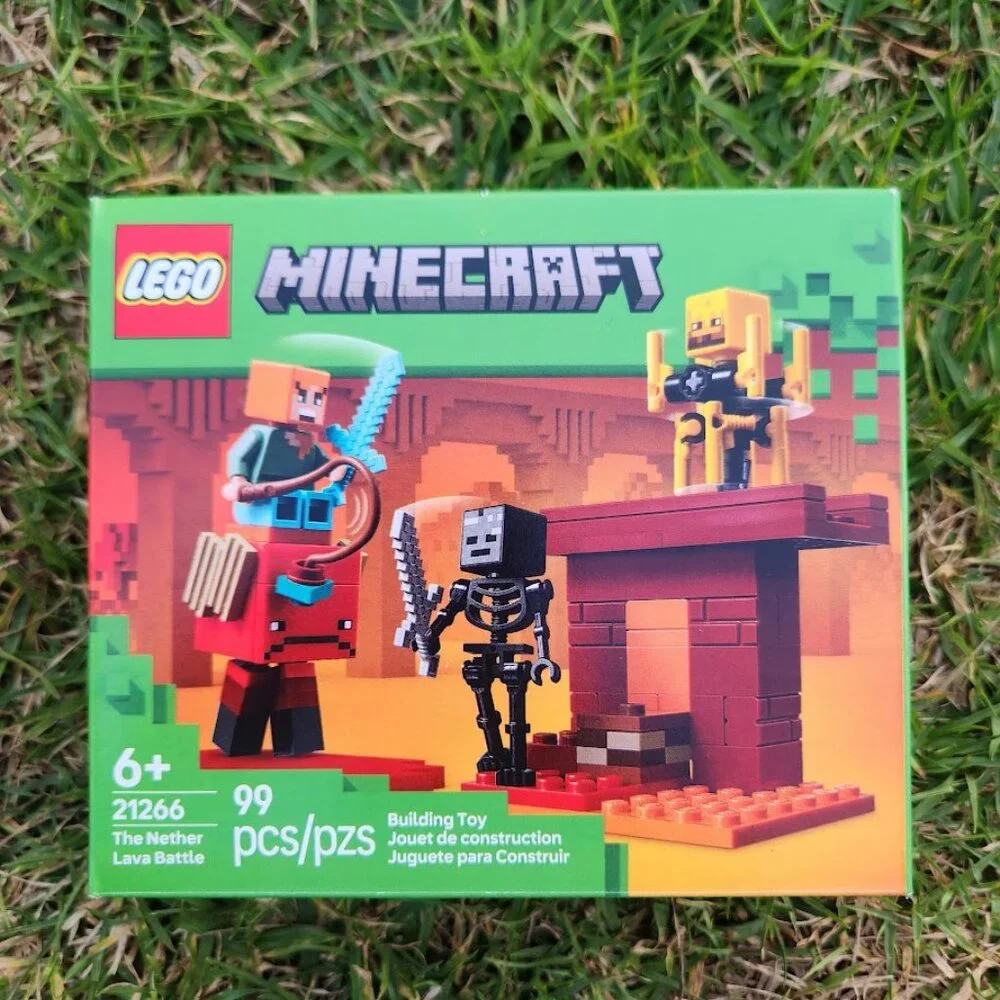 Lego new 21266