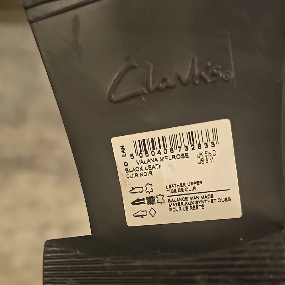 Clarks ladies knee