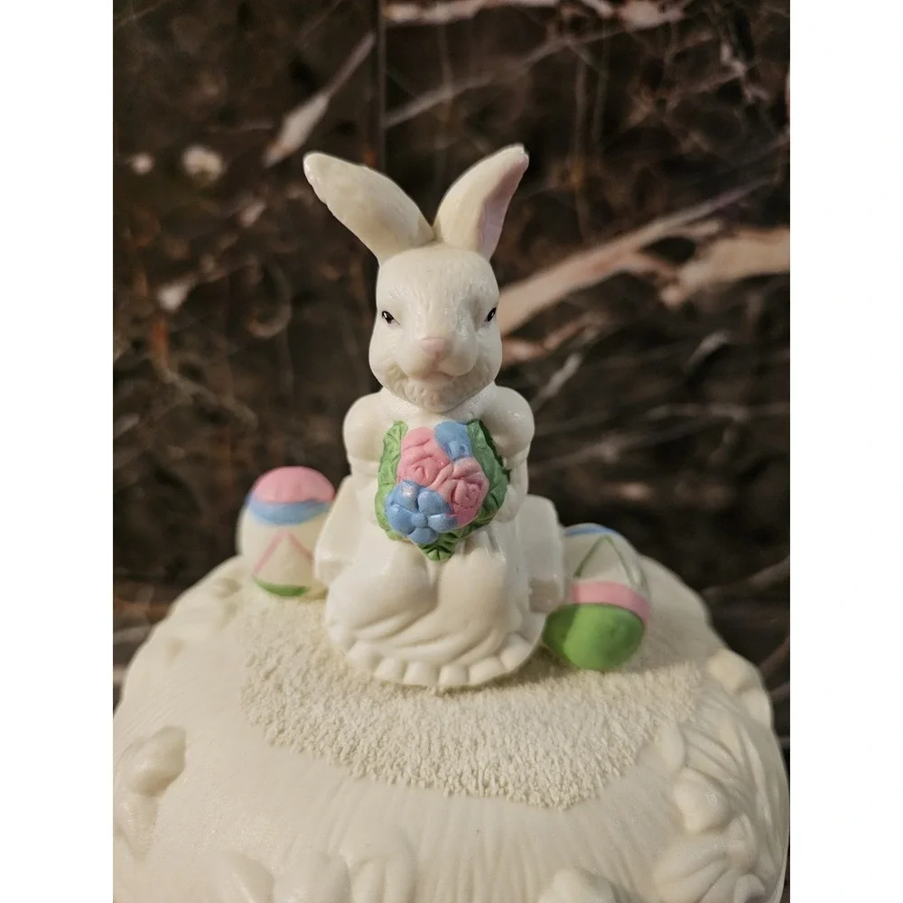 Vintage Covered Candy Bowl Centerpiece Easter Spring Decoration 7