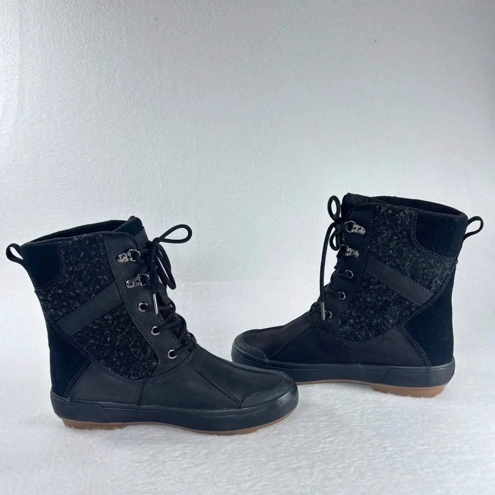 Keen Women's Elsa II Waterproof Wool Ankle‎ Lace Up Duck Boots Black Size 7.5