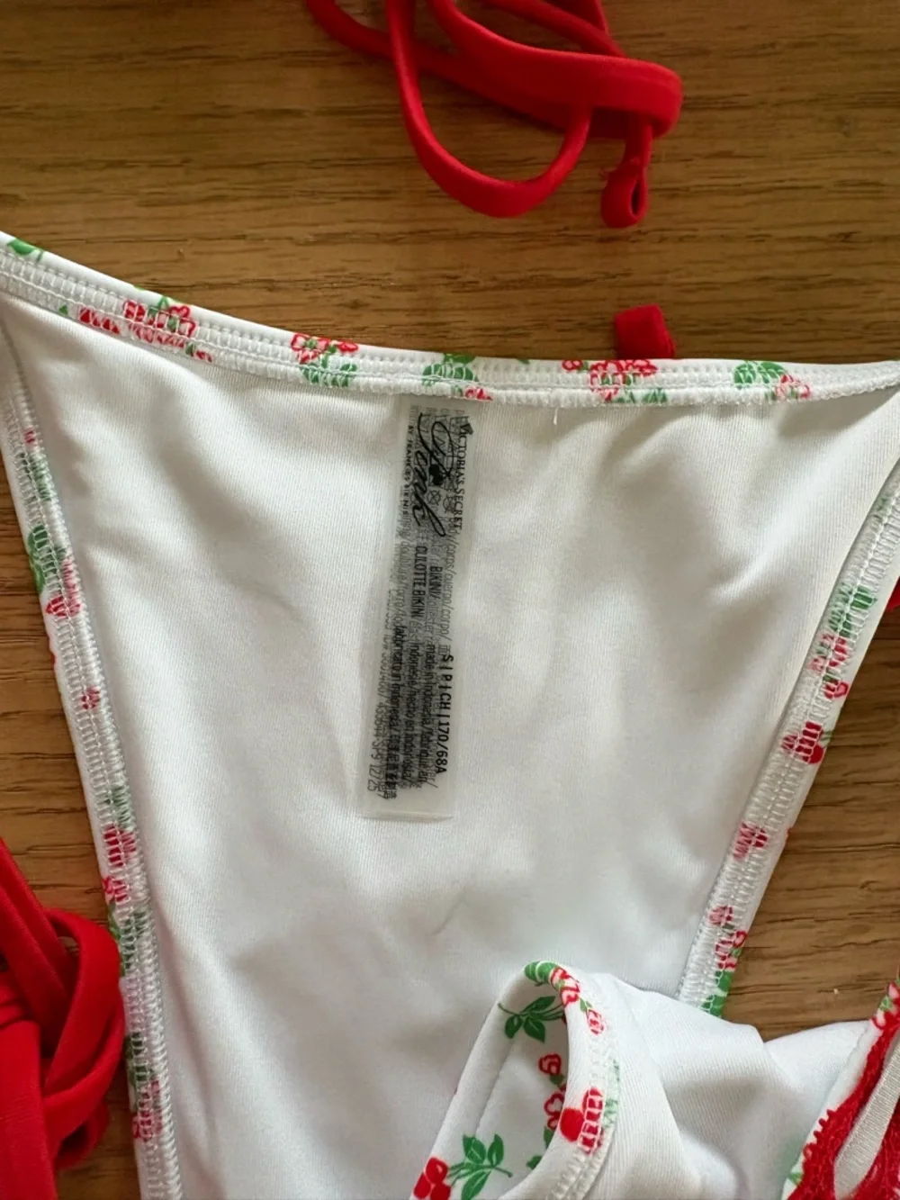 Frankies Bikinis by pink