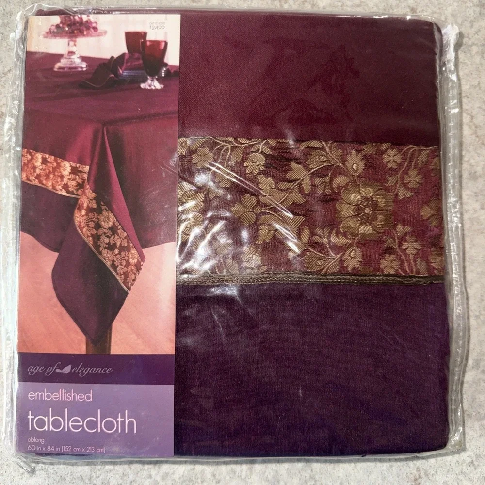 Vintage Age of Elegance Embellished Tablecloth Burgundy Maroon Oblong 60X84 NOS
