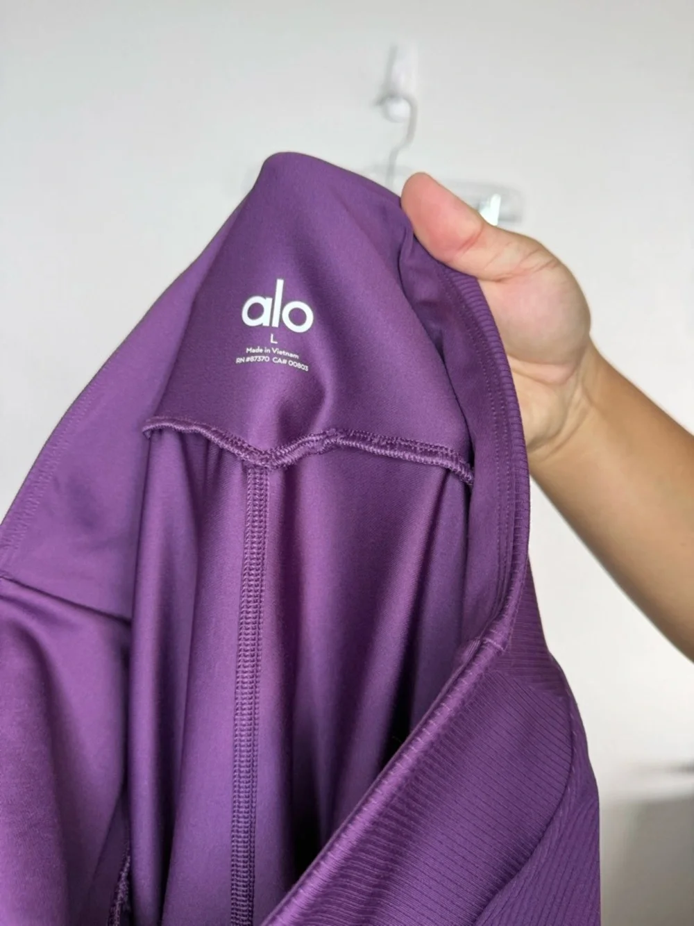 ALO Yoga sleek stylish