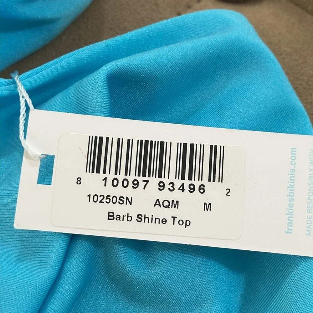 Frankies Bikinis below leave color