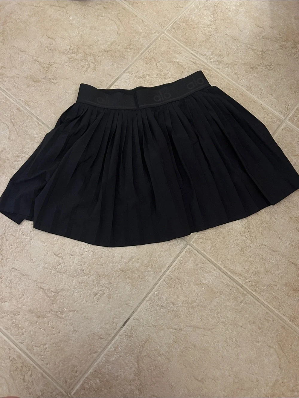 ALO Yoga lightweight flowy