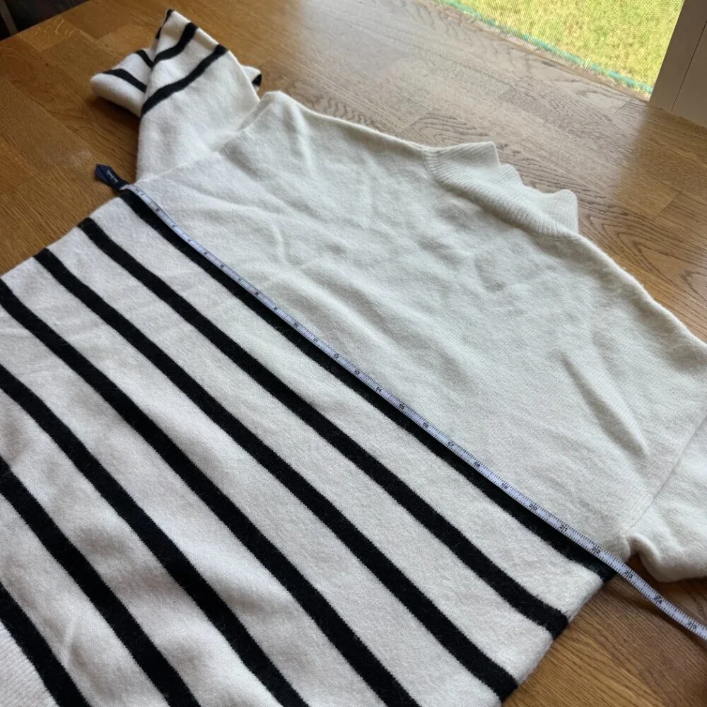 N/A striped nautical