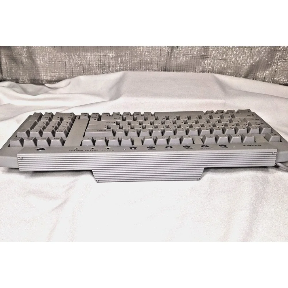 Sony Wired Internet Keyboard PCVA-KB1P/UB PS/2