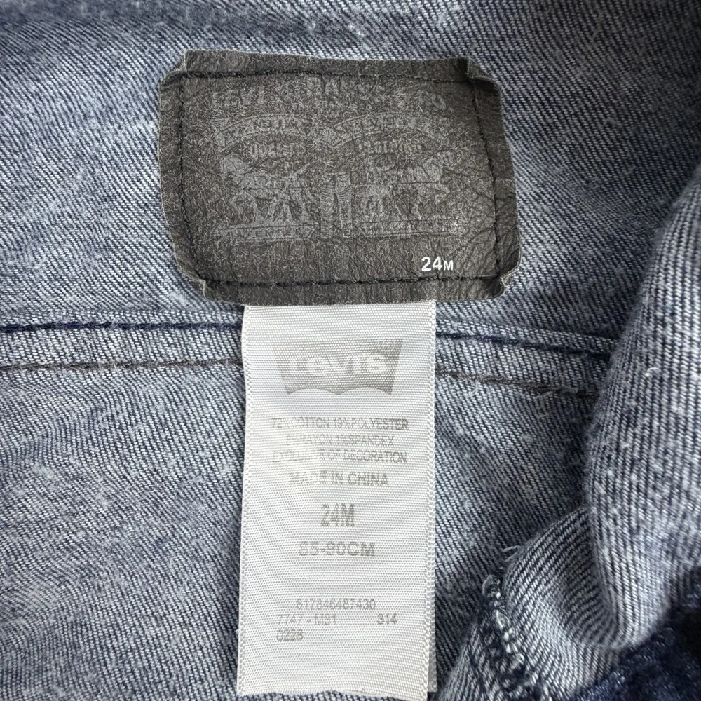 Levis camo pre pockets