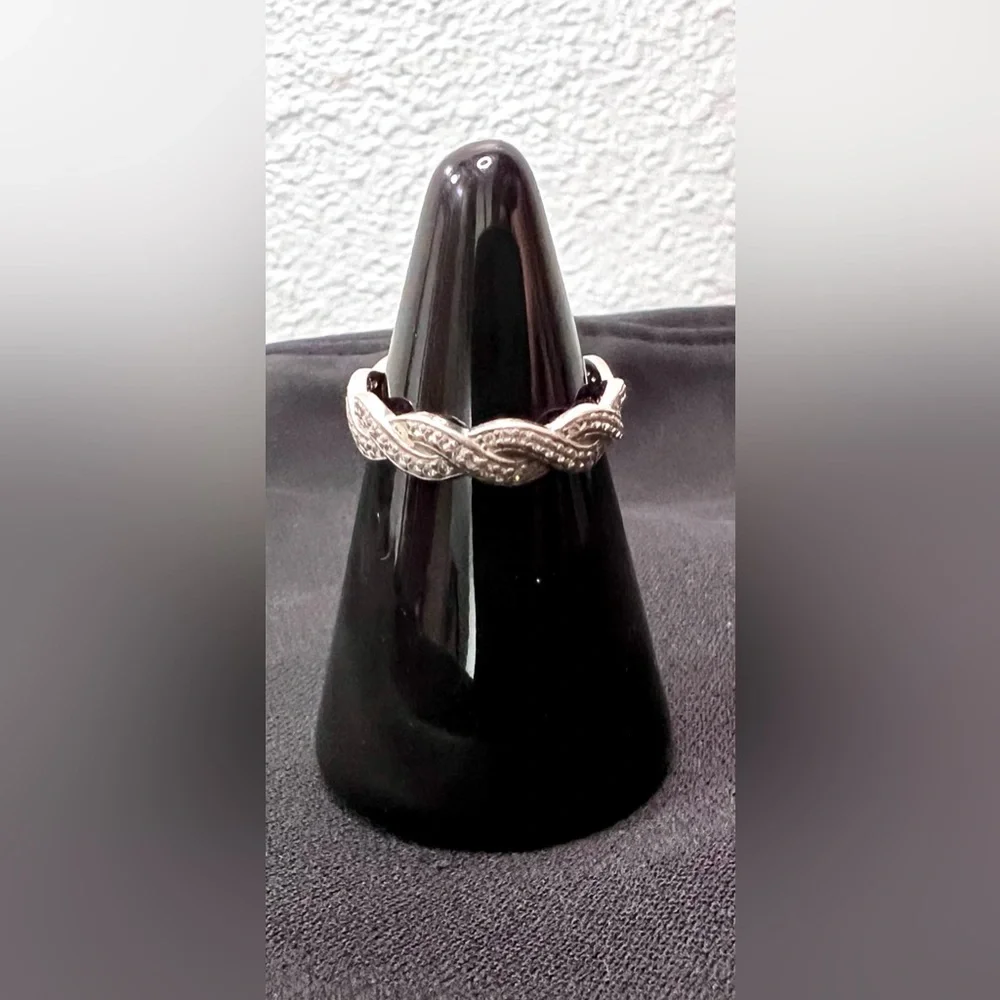 N/A elegant silver