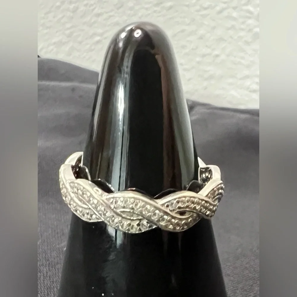 N/A elegant silver