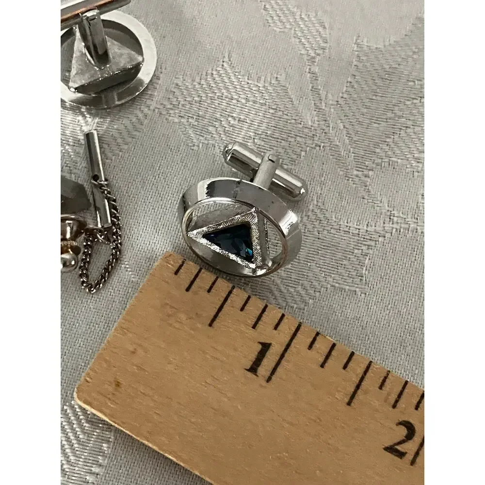 None and/or Unknown vintage mid