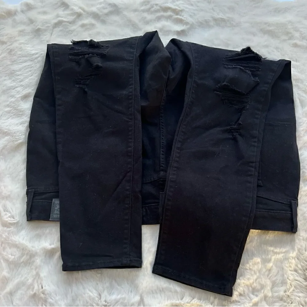 Levi’s 711 Distressed Skinny Jeans Black Denim Mid Rise 26W Plus Size NWT