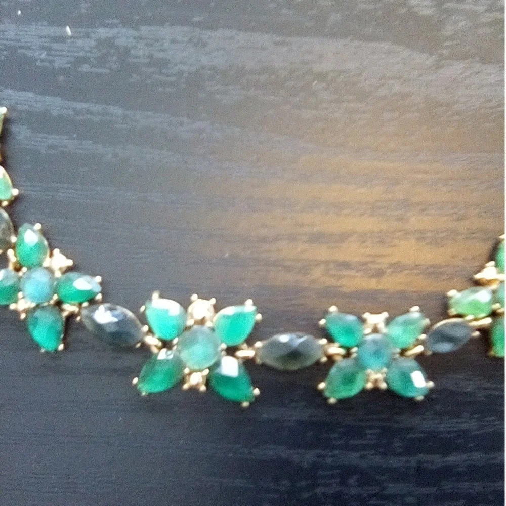 Sparkling Emerald Flower Cluster Necklace Gold Tone Women Statement Jewelry
