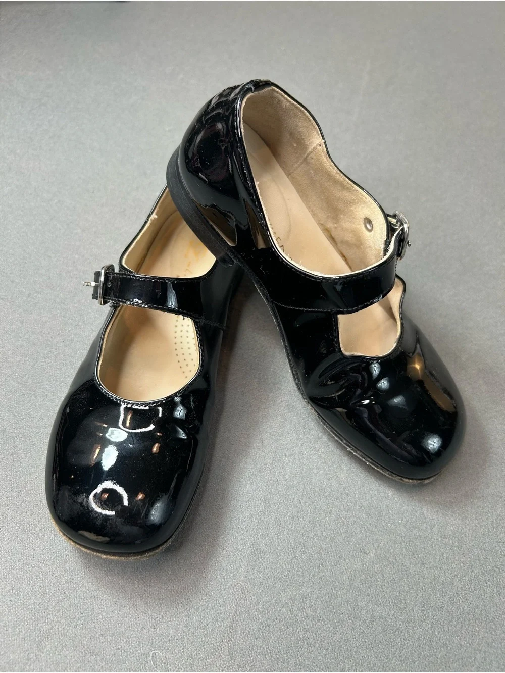 Girls Black Patent Mary Jane Shoes by Little Eric Size 30