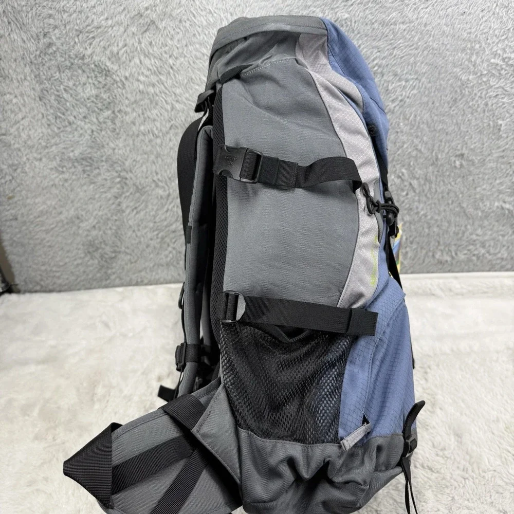 New VAUDE Asymmetric‎ 30 Back Pack Blue  Interior (Medium)