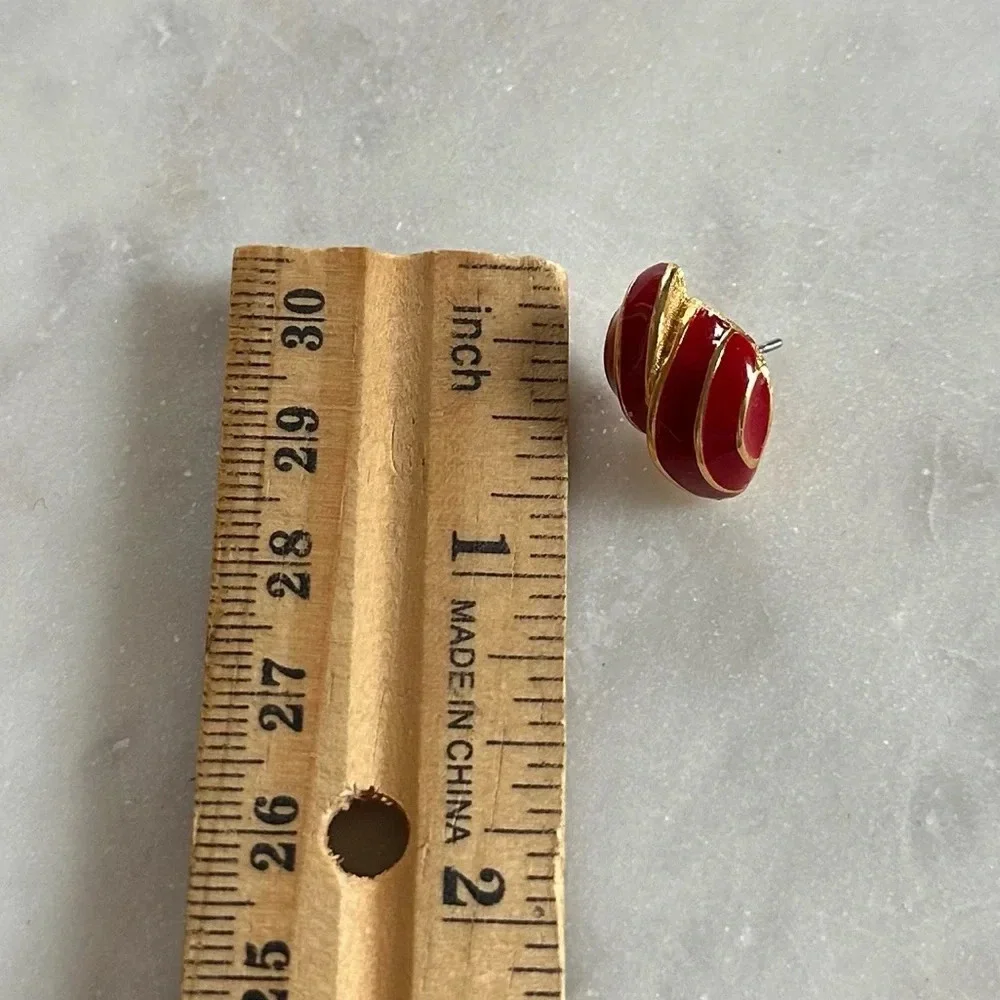 Vintage earrings gold
