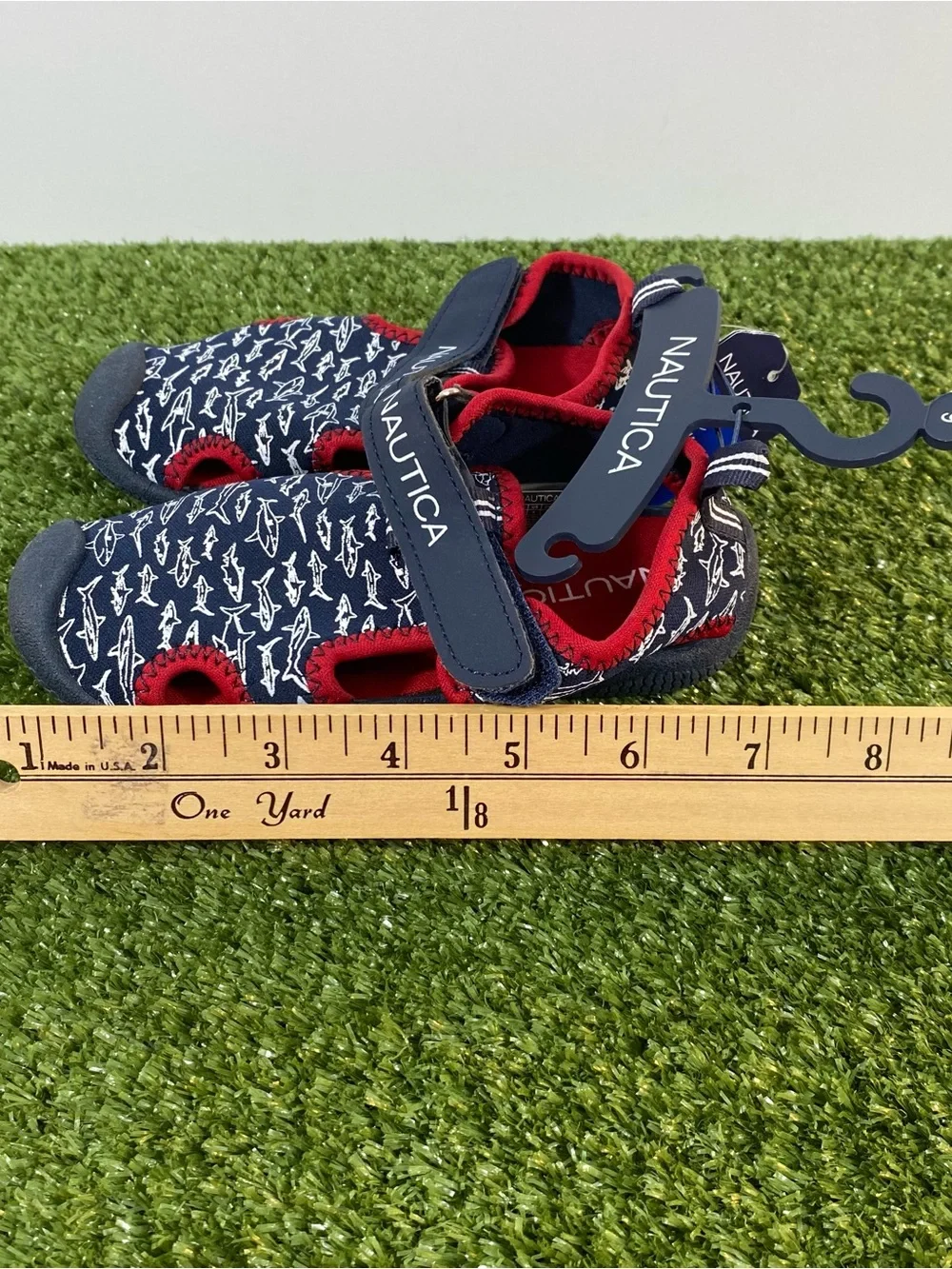 Nautica Water Shoes Little Kids Boys Girls Size 9 Blue Red Sharks Closed Toe New