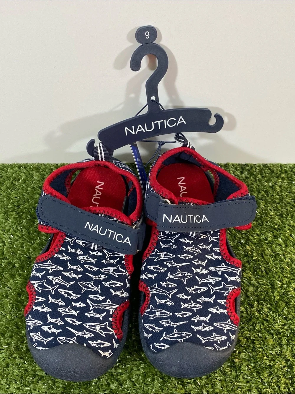 Nautica Water Shoes Little Kids Boys Girls Size 9 Blue Red Sharks Closed Toe New