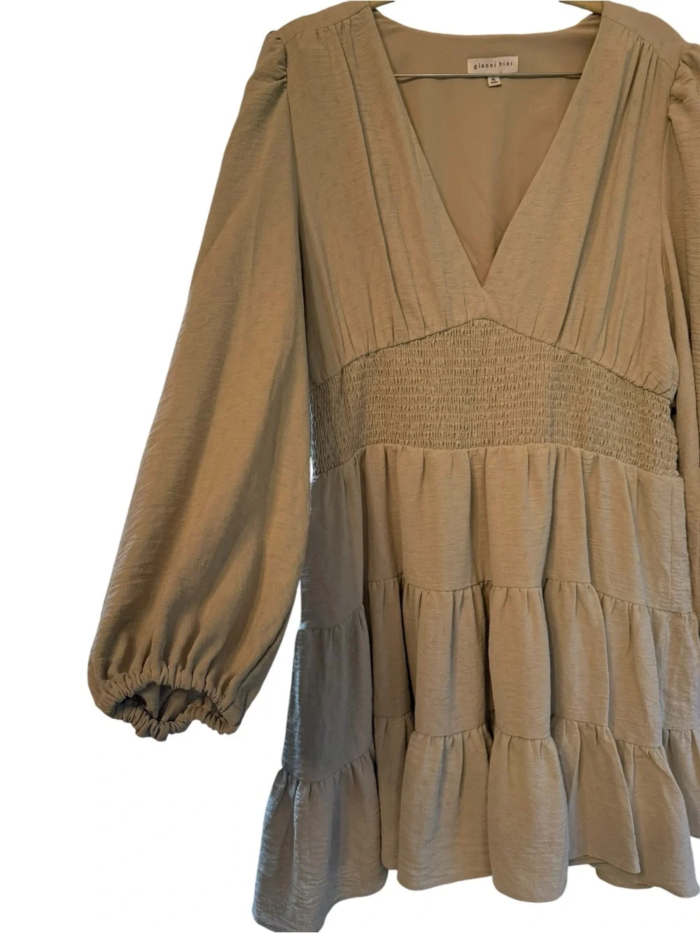 Gianni Bini fully size tiered