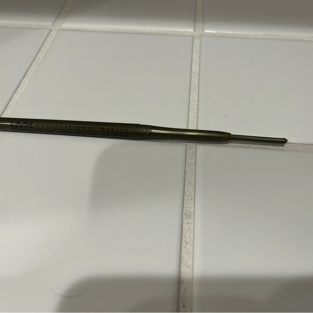 NYX excellent color