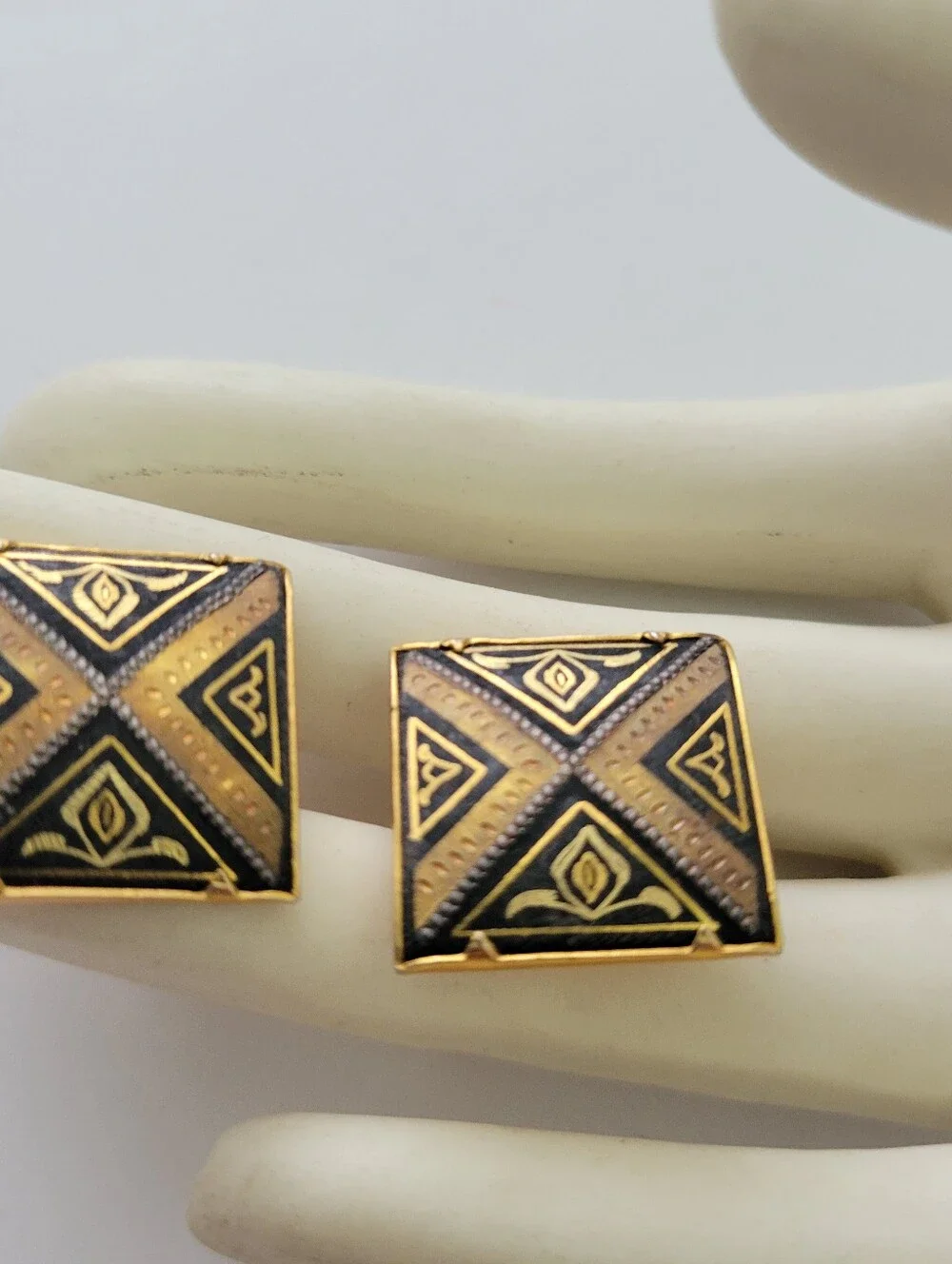 N/A damascene plated vintage