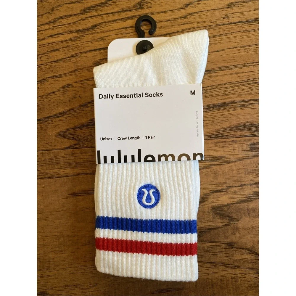 Lululemon Daily Stride Ribbed Crew Socks White Stripe Red Blue Medium Athletic