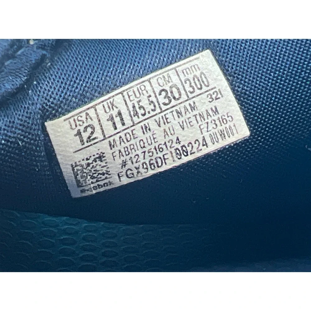 Reebok classic slides