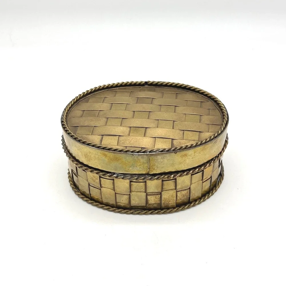 Vintage Brass Woven Basket Trinket Jewelry Box Decorative Container‎ Oval