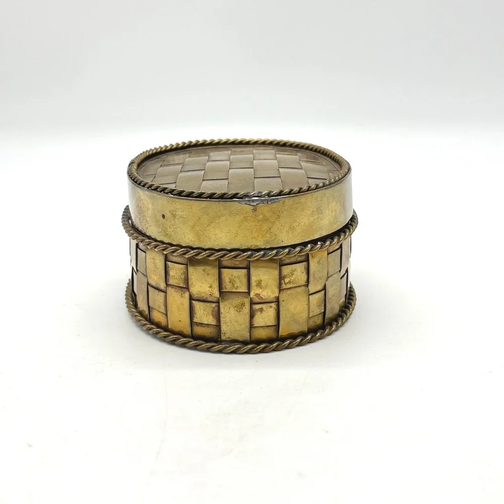 Vintage Brass Woven Basket Trinket Jewelry Box Decorative Container‎ Oval