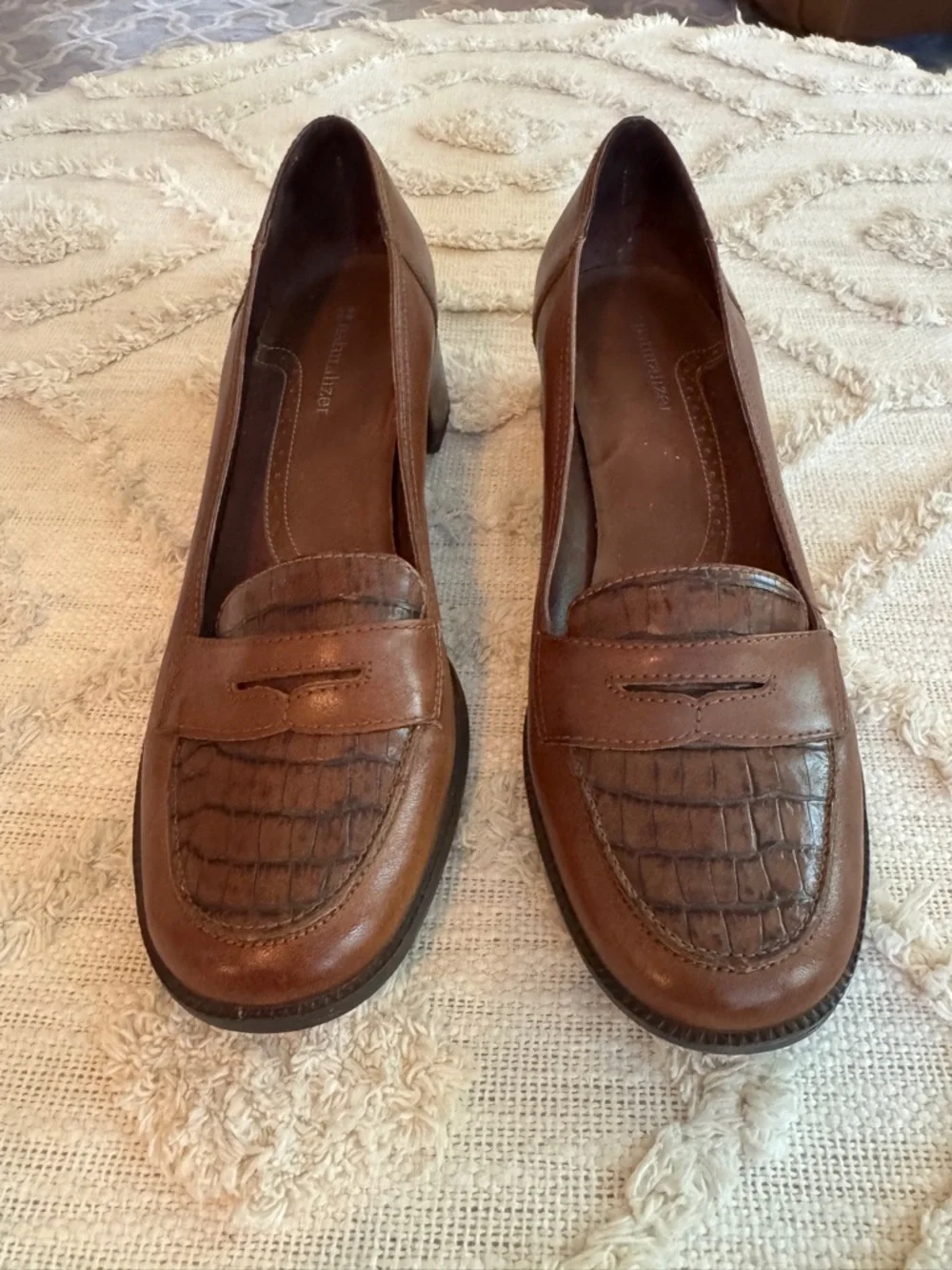 Naturalizer Womens Brown Leather Croc Embossed Penny Loafers Heels 8.5