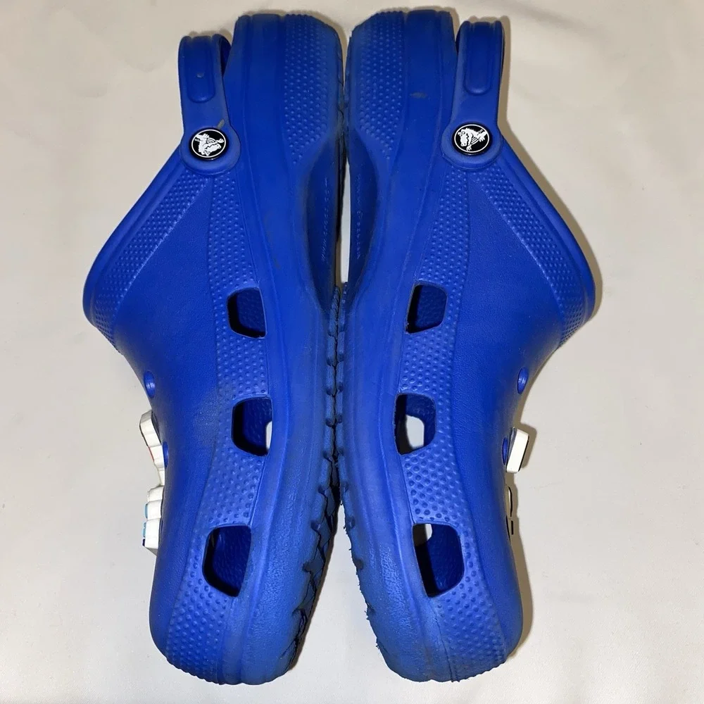 CROCS product pair
